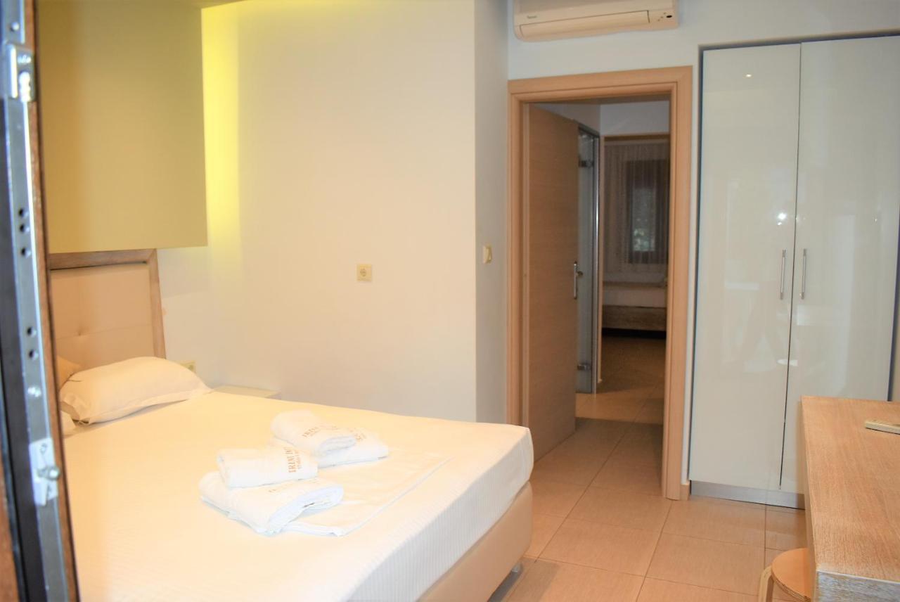 Studios Apartments Irini Patira