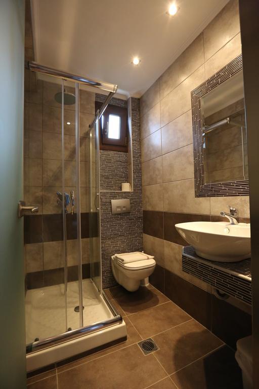 Studios Apartments Irini Patira Apartment